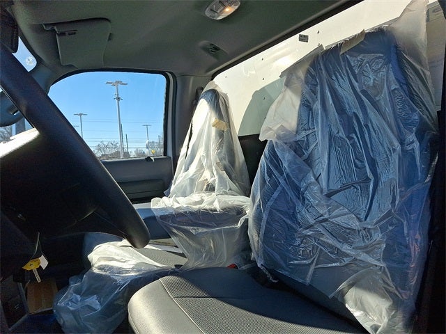 2023 Ford F-650SD Base