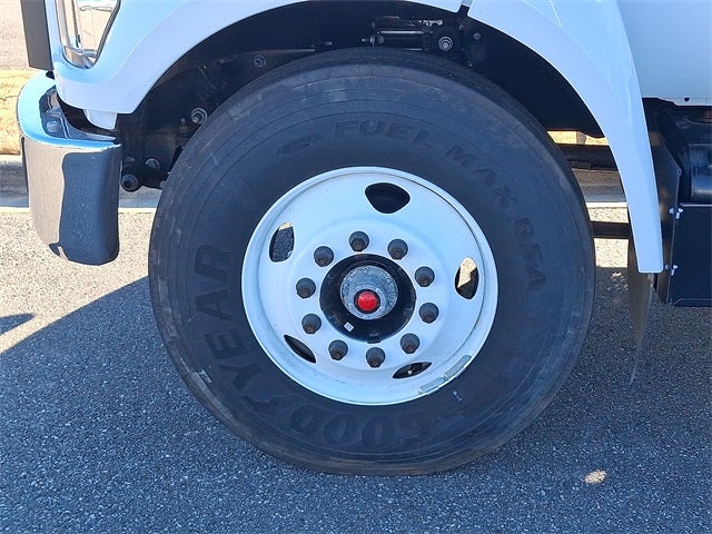 2023 Ford F-650SD Base