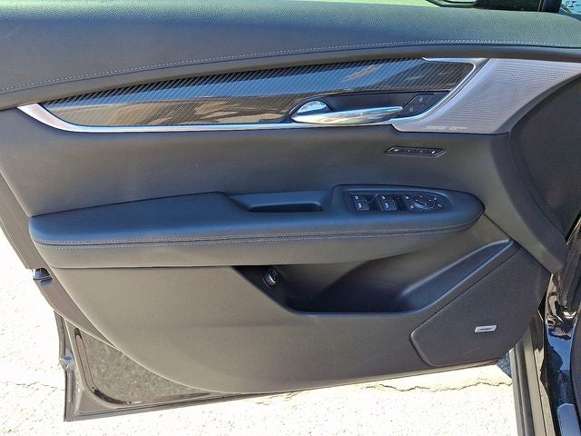 2023 Cadillac XT6 Sport