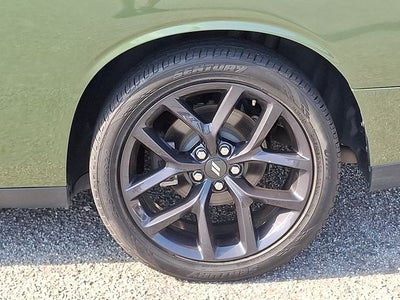 2021 Dodge Challenger SXT