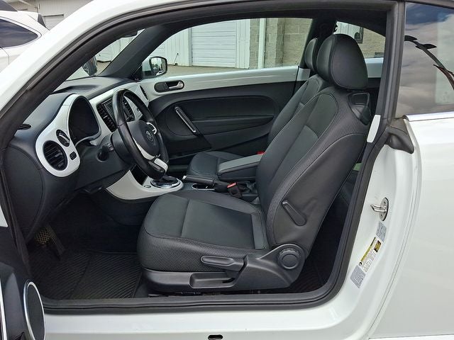 2018 Volkswagen Beetle 2.0T SE