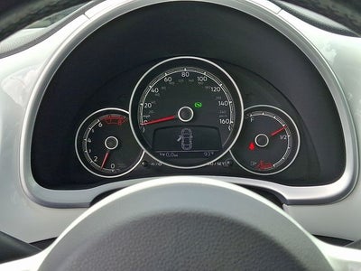 2018 Volkswagen Beetle 2.0T SE