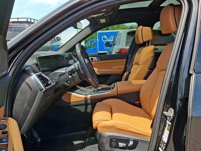 2025 BMW X5 M60i