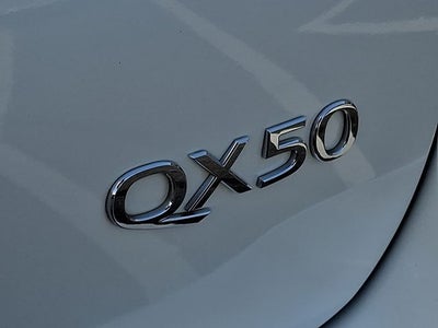 2016 INFINITI QX50 Base