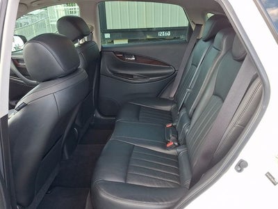 2016 INFINITI QX50 Base