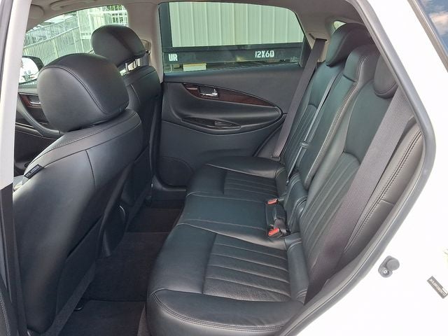 2016 INFINITI QX50 Base