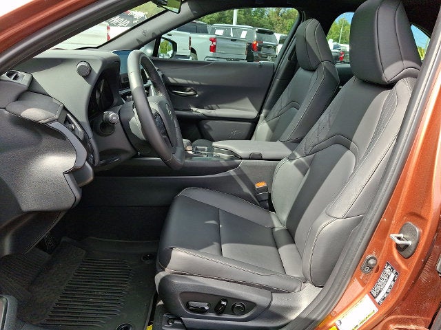 2025 Lexus UX 300h