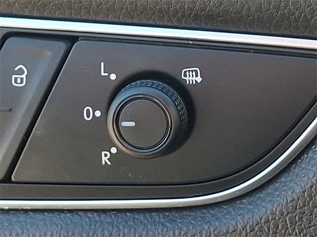 2018 Volkswagen Passat 2.0T R-Line