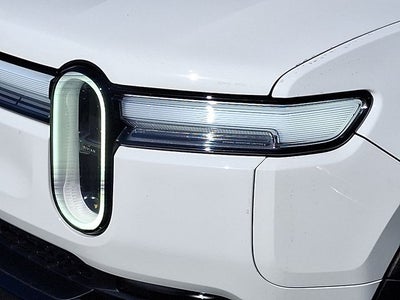 2025 Rivian R1S Adventure