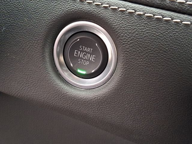 2025 Cadillac Escalade Luxury