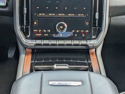 2025 GMC Yukon XL Denali