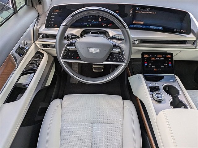 2026 Cadillac VISTIQ Luxury