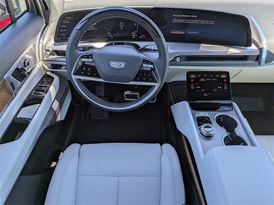 2026 Cadillac VISTIQ Luxury