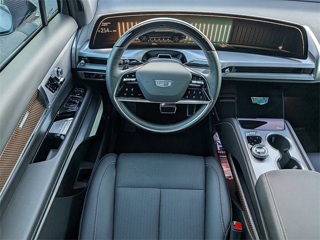 2026 Cadillac VISTIQ Luxury