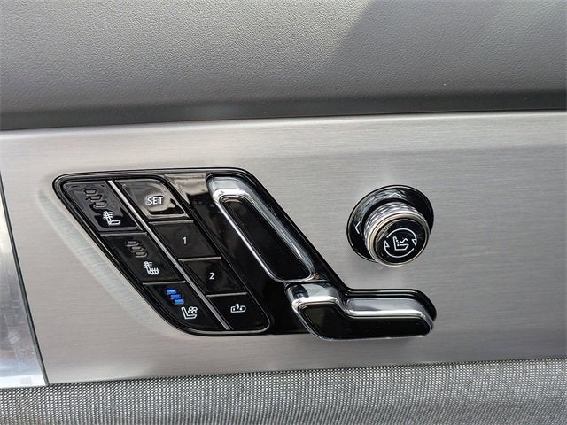 2026 Cadillac VISTIQ Premium Luxury