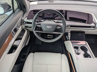 2026 Cadillac VISTIQ Sport