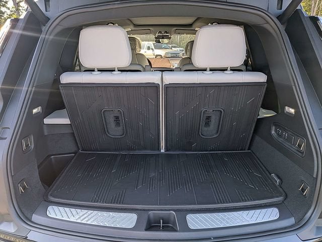 2027 Cadillac VISTIQ Sport