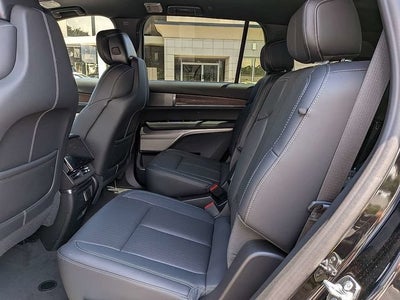 2027 Cadillac VISTIQ Sport