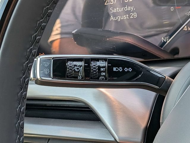2027 Cadillac VISTIQ Sport