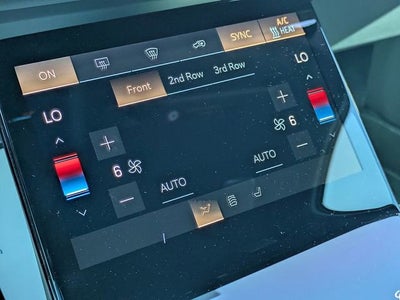 2026 Cadillac VISTIQ Platinum