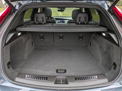 2019 Cadillac XT4 FWD Premium Luxury