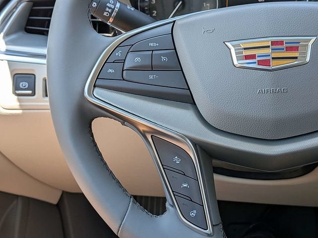 2026 Cadillac XT5 Luxury