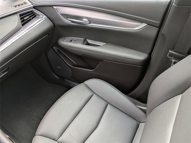 2023 Cadillac XT5 Luxury