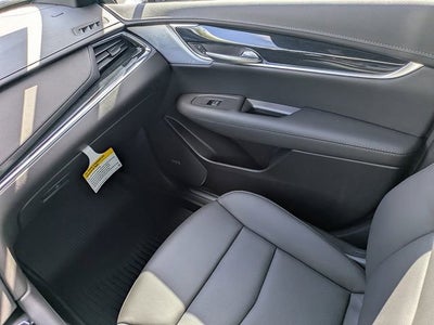 2026 Cadillac XT5 Luxury