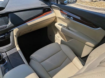 2019 Cadillac XT5 Luxury FWD