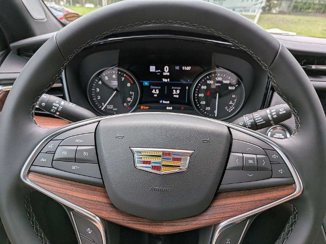 2026 Cadillac XT5 Premium Luxury
