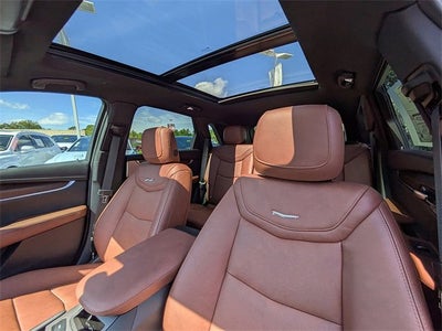 2025 Cadillac XT5 Sport