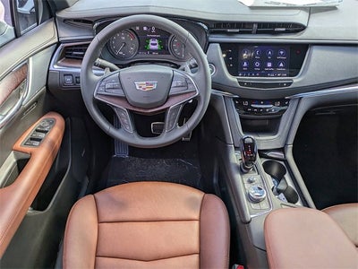 2025 Cadillac XT5 Sport