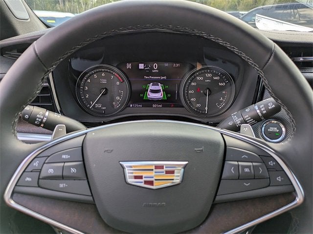 2025 Cadillac XT5 Sport