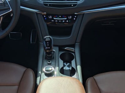 2026 Cadillac XT5 Sport