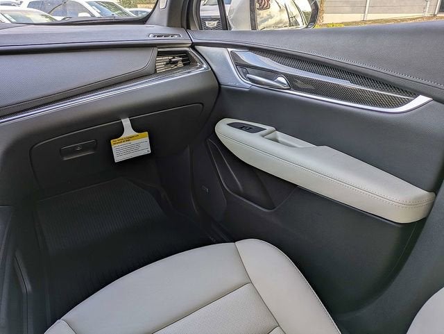 2026 Cadillac XT5 Sport