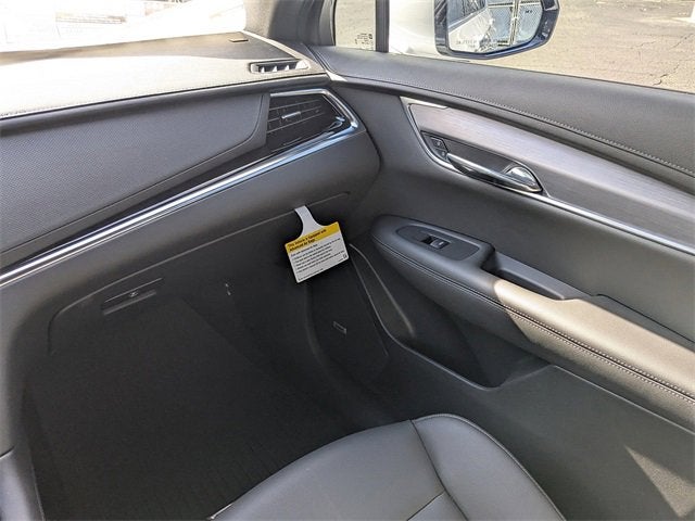 2025 Cadillac XT6 Luxury