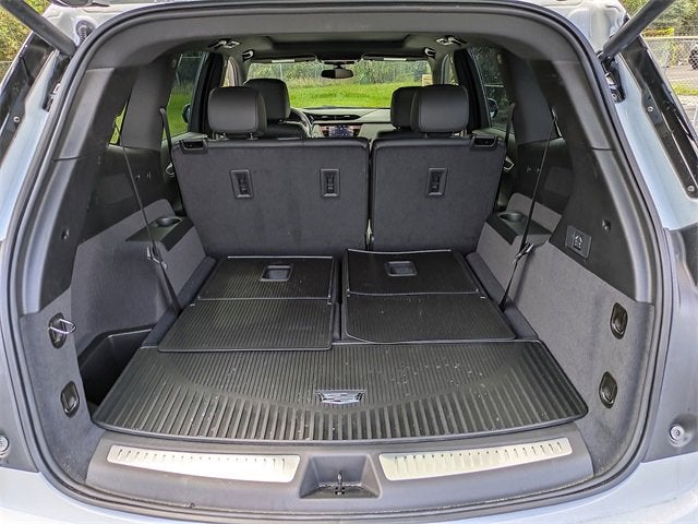 2025 Cadillac XT6 Luxury