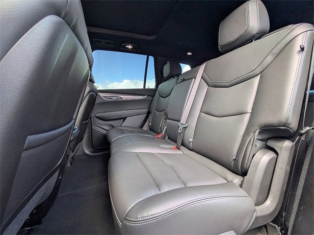 2025 Cadillac XT6 Luxury