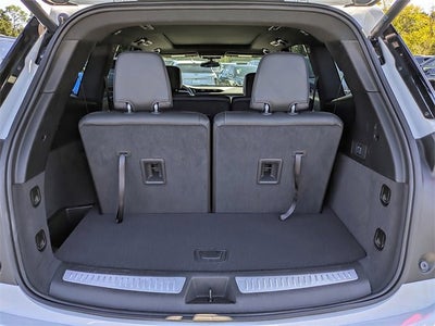 2025 Cadillac XT6 Luxury