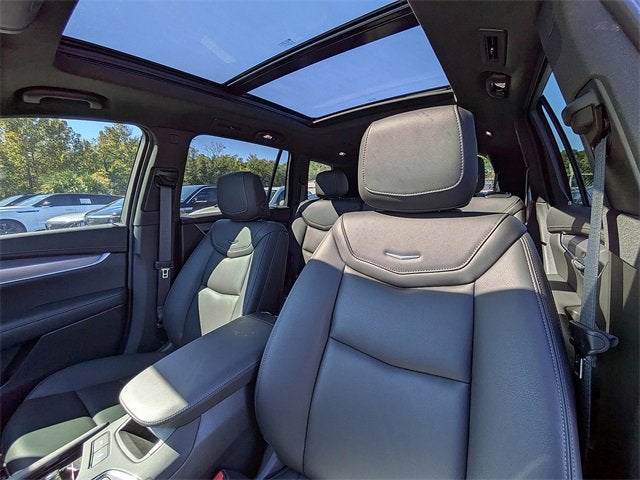 2025 Cadillac XT6 Luxury