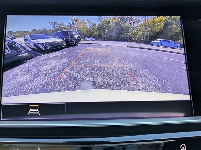 2025 Cadillac XT6 Luxury