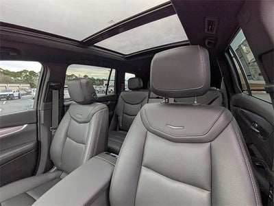 2025 Cadillac XT6 Luxury