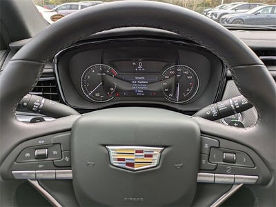 2025 Cadillac XT6 Luxury