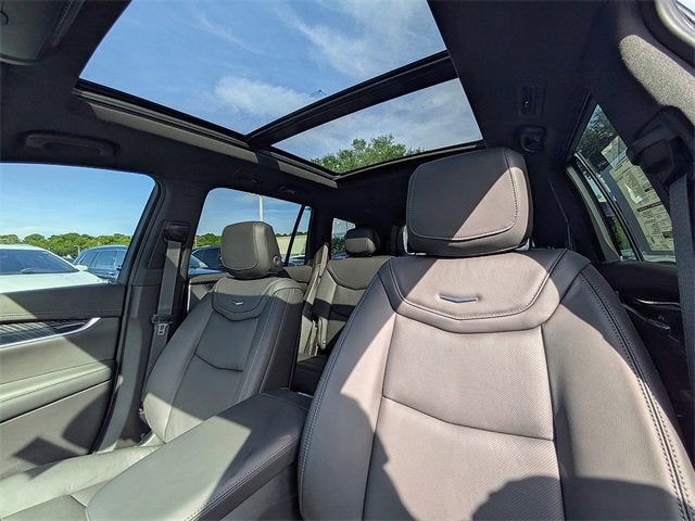 2025 Cadillac XT6 Premium Luxury