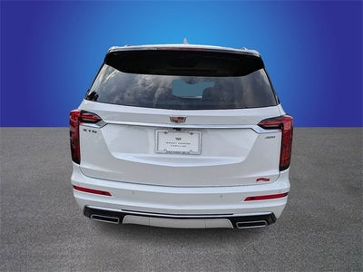 2025 Cadillac XT6 Premium Luxury