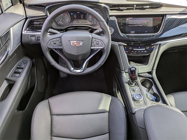 2025 Cadillac XT6 Premium Luxury