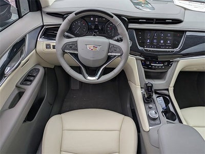 2025 Cadillac XT6 Premium Luxury