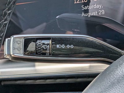 2024 Cadillac LYRIQ Luxury 1