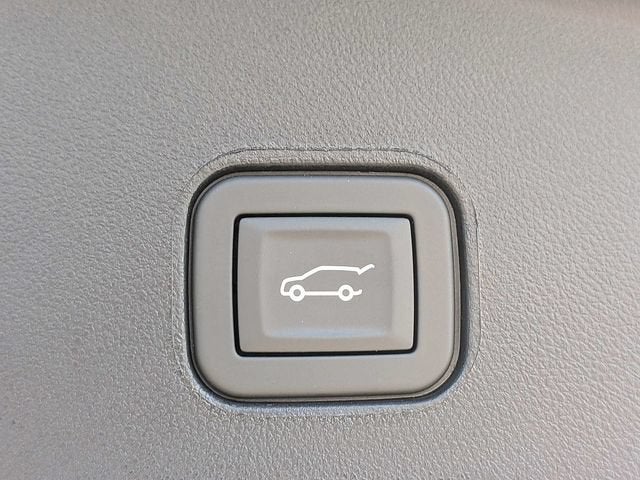 2027 Cadillac LYRIQ Signature Sport