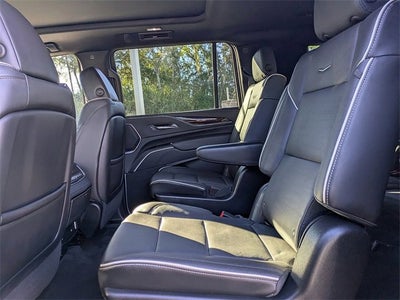 2023 Cadillac Escalade ESV Premium Luxury